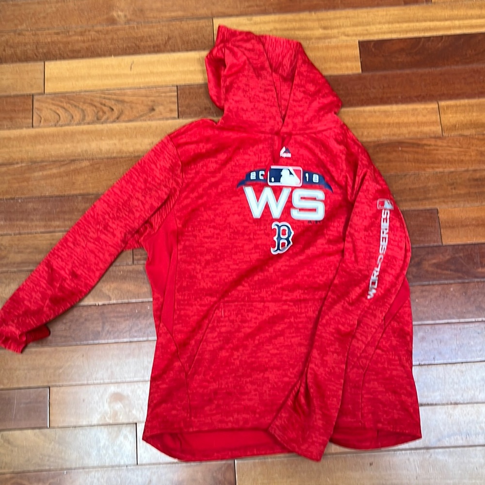 2018 Red Sox World Series Hooded Sweatshirt. Worn only twice. Great condition.